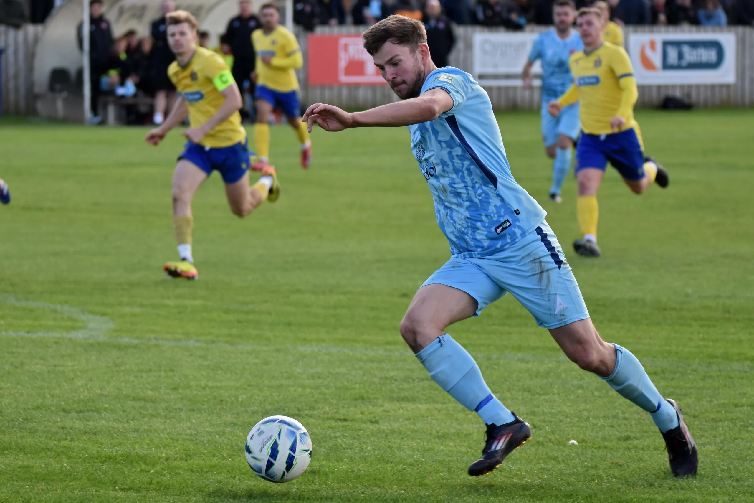 Kurtis Howes prepares to shoot.